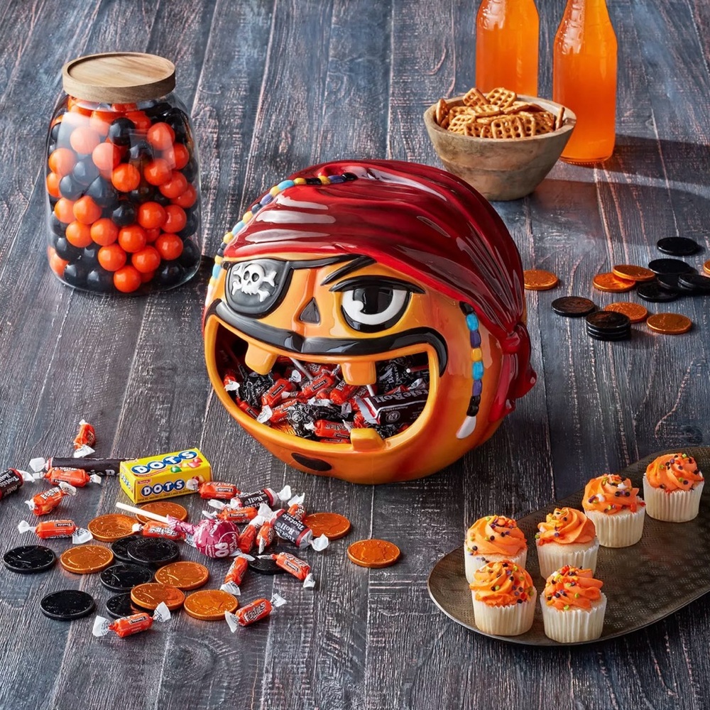 Members mark Halloween candy dish